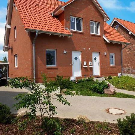 Doppelhaeuser Timmendorf Haus Taun Luechttorm Feriehus Poel